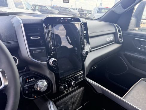 Used 2025 RAM 1500 Laramie w/ Trailer Tow Group AWD/4WD image 16