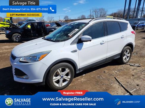 Used 2015 Ford Escape SE w/ Equipment Group 201A FWD image 1