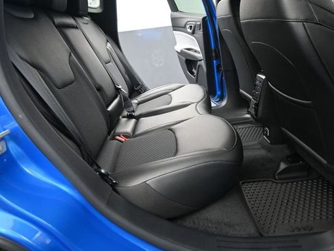 New 2025 Jeep Compass Latitude w/ Sun & Sound Group AWD/4WD image 15