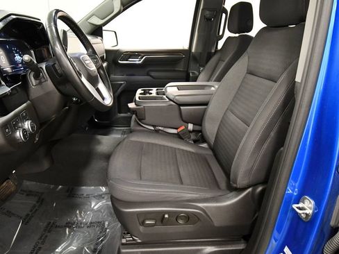 Used 2024 GMC Sierra 1500 Elevation w/ LPO, Elevation Black Package AWD/4WD image 14