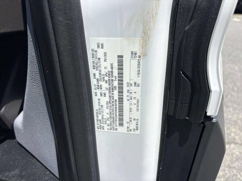 Used 2017 Ford Transit 250 130 Low Roof w/ Exterior Upgrade Package RWD image 30