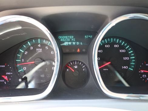Used 2011 Chevrolet Traverse LS AWD/4WD image 14