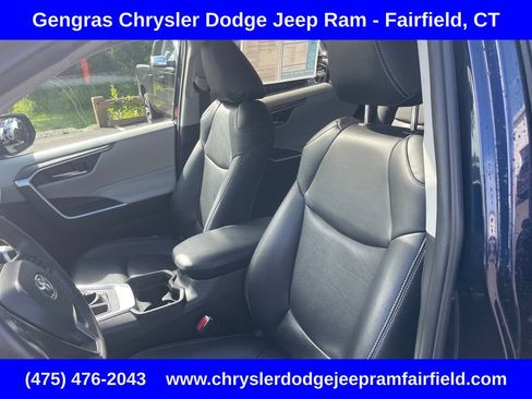 Used 2021 Toyota RAV4 XLE w/ Convenience Package AWD/4WD image 45