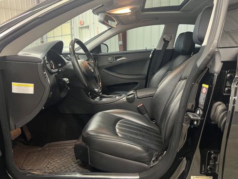 Used 2011 Mercedes-Benz CLS 550 image 17