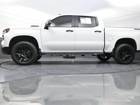 Used 2025 Chevrolet Silverado 1500 LT Trail Boss w/ LT Trail Boss Premium Package image 20