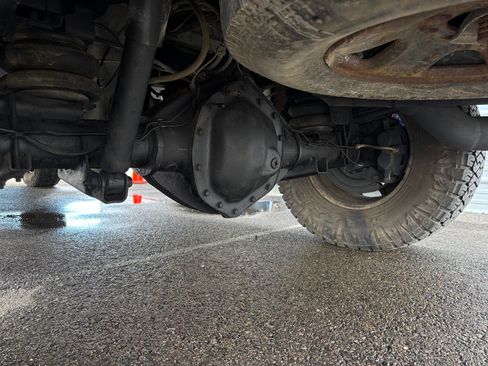 Used 2017 RAM 3500 Tradesman w/ Chrome Appearance Group image 40