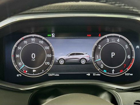 Used 2024 Jaguar F-PACE R-Dynamic S image 12