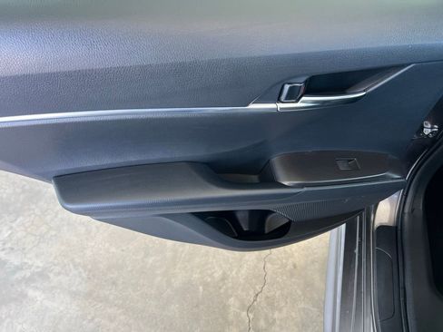 Used 2024 Toyota Camry SE image 16