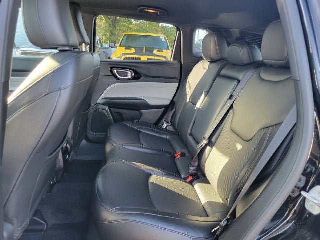 Certified 2023 Jeep Compass Limited AWD/4WD image 22
