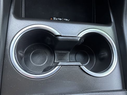 Used 2023 GMC Yukon AT4 image 44