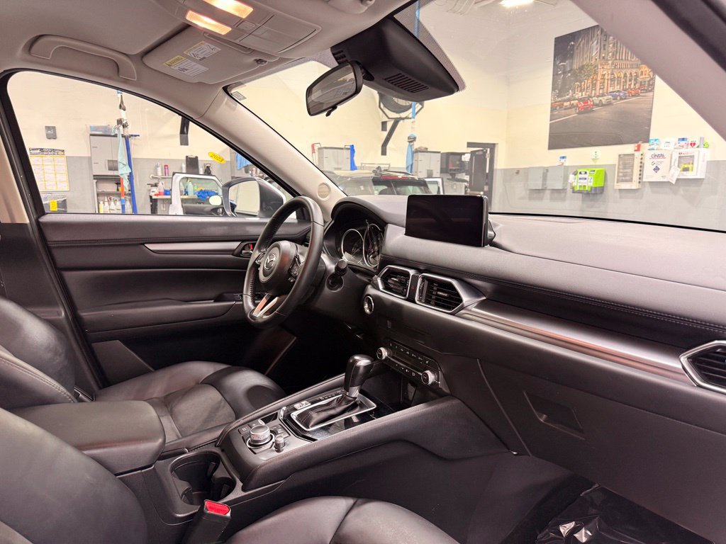Used 2021 MAZDA CX-5 Touring AWD/4WD image 29
