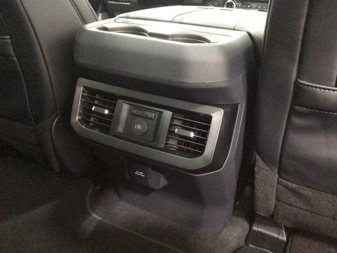 New 2026 Ford F250 Platinum image 30