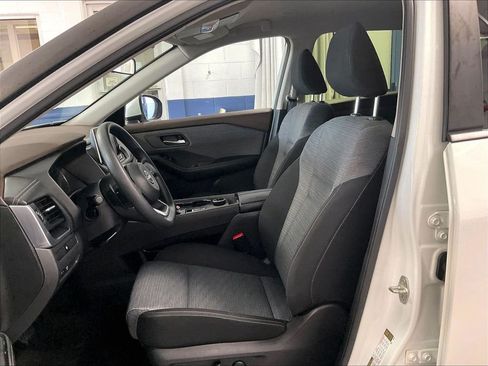 Used 2023 Nissan Rogue SV AWD/4WD image 10