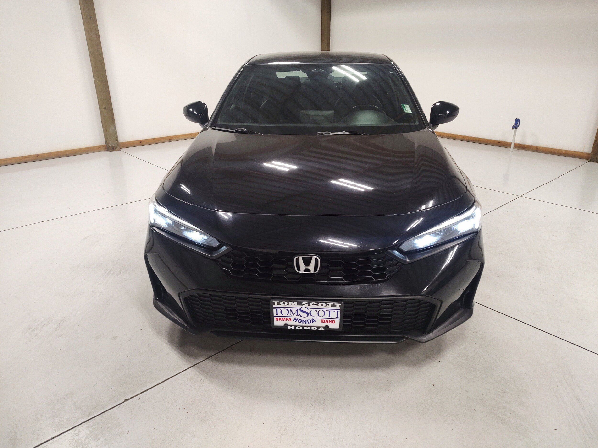 Used 2025 Honda Civic Sport image 3