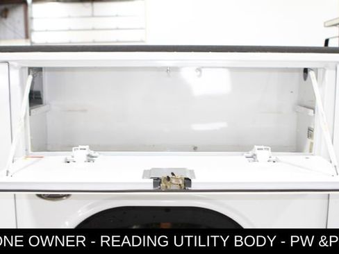 Used 2015 Ford F250 XL w/ Power Equipment Group image 42