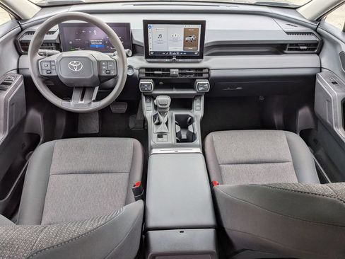 Used 2026 Toyota RAV4 LE AWD/4WD image 5