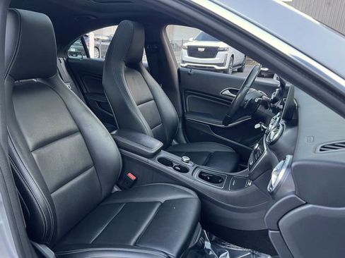 Used 2019 Mercedes-Benz CLA 250 CLA 250 image 31