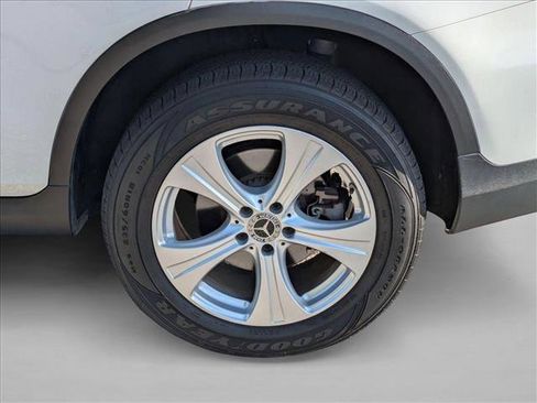 Used 2018 Mercedes-Benz GLC 300 image 10
