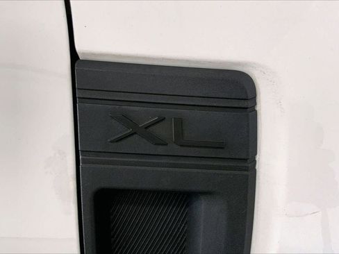 Used 2022 Ford Maverick XL image 9