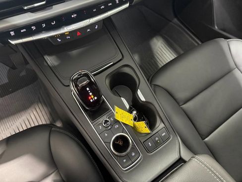 Used 2024 Cadillac XT4 Premium Luxury w/ Cold Weather Package image 18