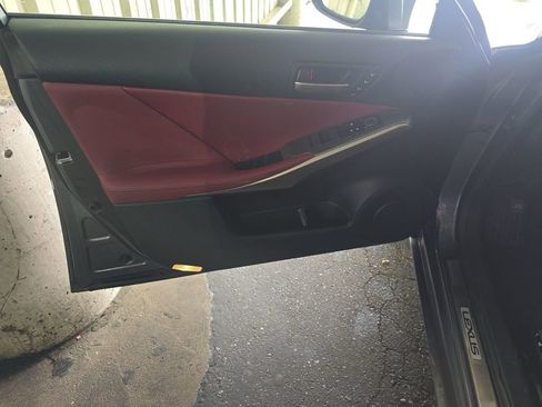 Used 2018 Lexus IS 300 F Sport image 11