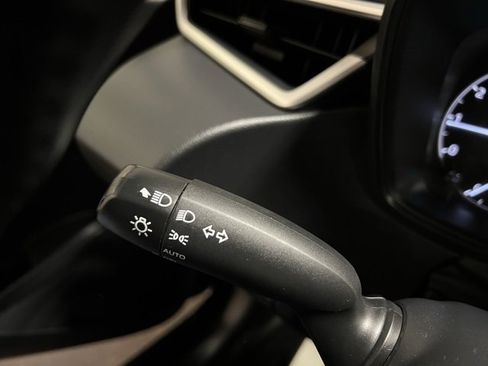 Used 2024 Toyota Corolla SE image 32