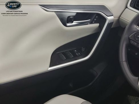 Used 2025 Toyota RAV4 Limited w/ Weather Package image 33