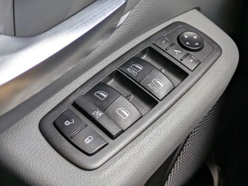 Used 2019 RAM 1500 Big Horn AWD/4WD image 21