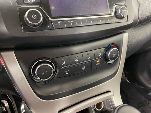 Used 2015 Nissan Sentra SV image 8