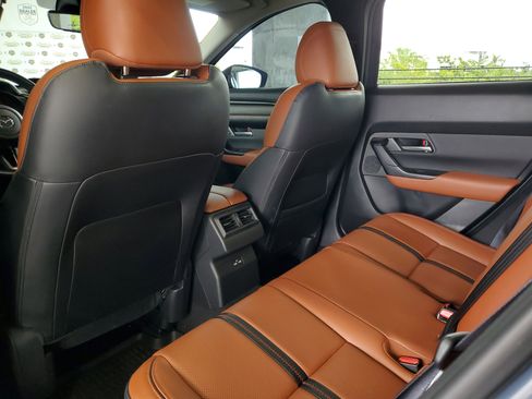 Used 2023 MAZDA CX-50 Meridian Edition w/ Cargo Package image 10