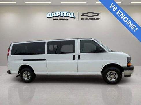 Used 2024 Chevrolet Express 3500 LT w/ LT Preferred Equipment Group RWD image 6