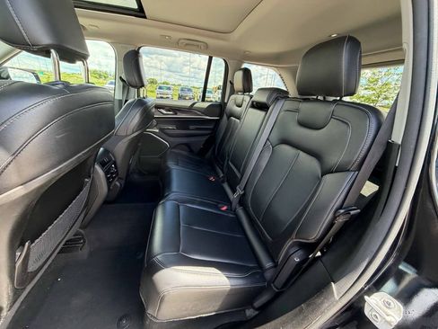 Used 2024 Jeep Grand Cherokee Limited 4xe AWD/4WD image 19