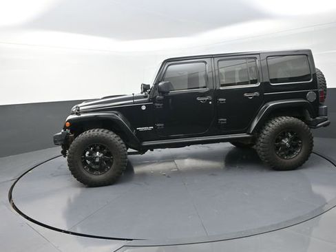 Used 2012 Jeep Wrangler Unlimited Rubicon AWD/4WD image 88