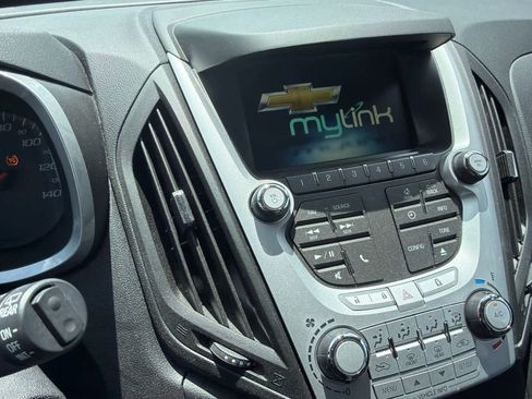 Used 2015 Chevrolet Equinox LT w/ Driver Convenience Package FWD image 9
