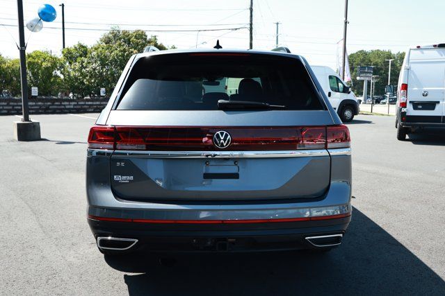 Used 2025 Volkswagen Atlas SE FWD image 7