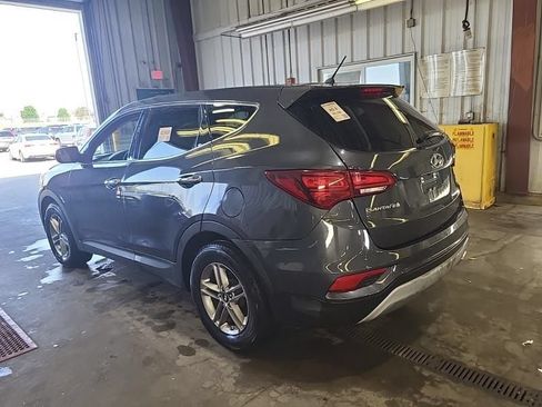 Used 2018 Hyundai Santa Fe Sport AWD/4WD image 2