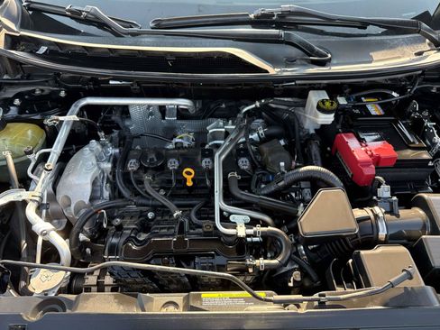 Used 2021 Nissan Rogue SV AWD/4WD image 10