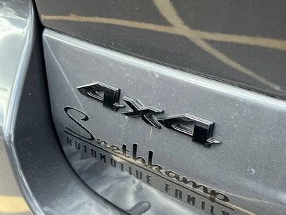 Used 2025 Jeep Grand Cherokee Limited w/ Black Appearance Package