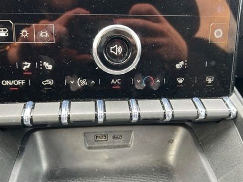 Used 2026 GMC Terrain Elevation image 30