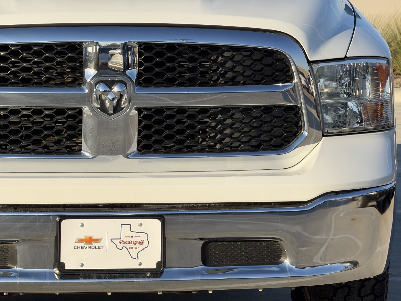 Used 2023 RAM 1500 Classic SLT w/ Electronics Group AWD/4WD image 8