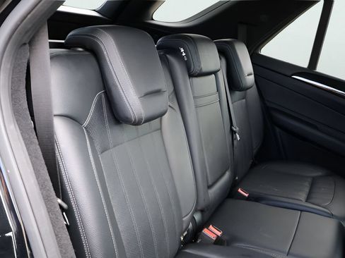 Used 2017 Mercedes-Benz GLE 350 4MATIC image 14