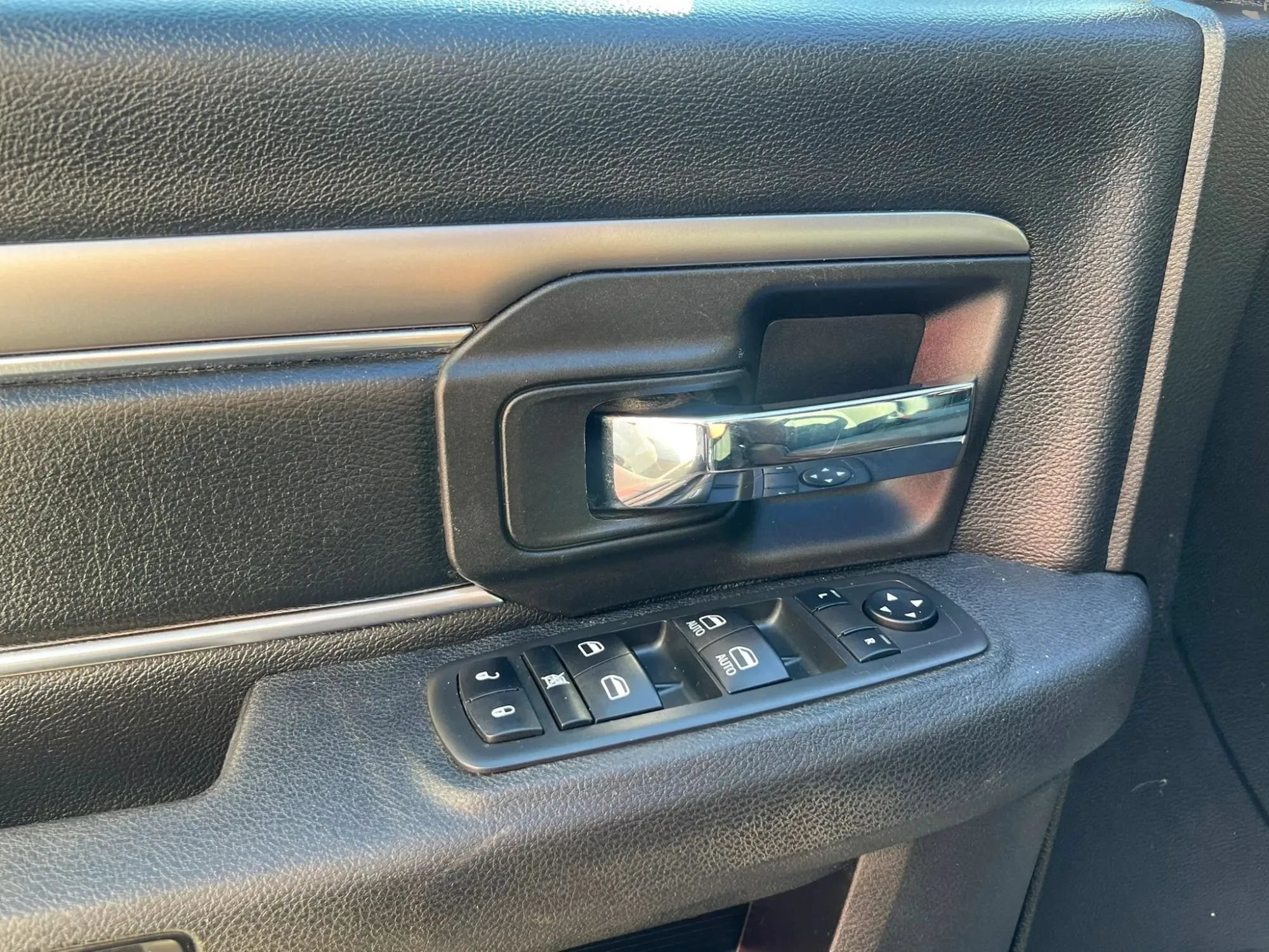 Used 2021 RAM 1500 Warlock AWD/4WD image 12