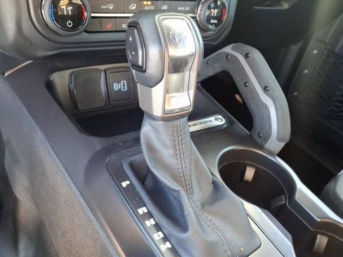 Used 2024 Ford Bronco Big Bend w/ Sasquatch Package image 21