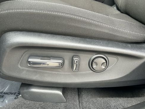 Certified 2023 Honda CR-V EX image 14