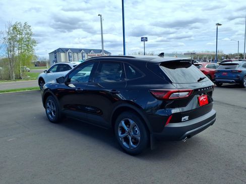 New 2026 Ford Escape ST-Line w/ Cold Weather Package AWD/4WD image 2