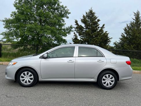 Used 2010 Toyota Corolla FWD image 8