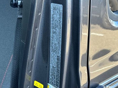 Used 2025 Jeep Gladiator Rubicon w/ Convenience Group image 56