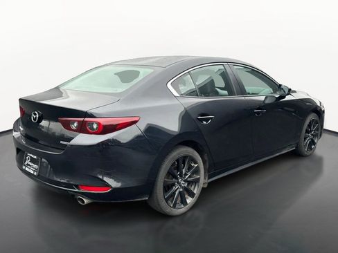 Used 2024 MAZDA MAZDA3 s FWD image 3