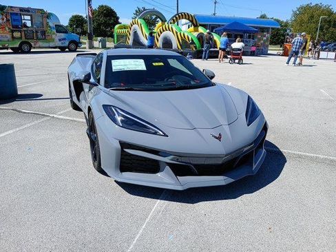 New 2025 Chevrolet Corvette E-Ray w/ Stealth Interior Trim Package image 7