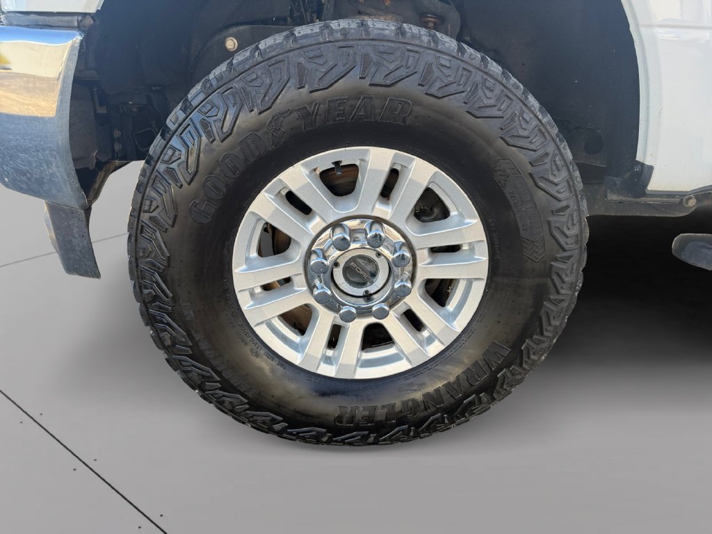 Used 2019 Ford F250 XLT w/ Snow Plow Prep Package AWD/4WD image 35